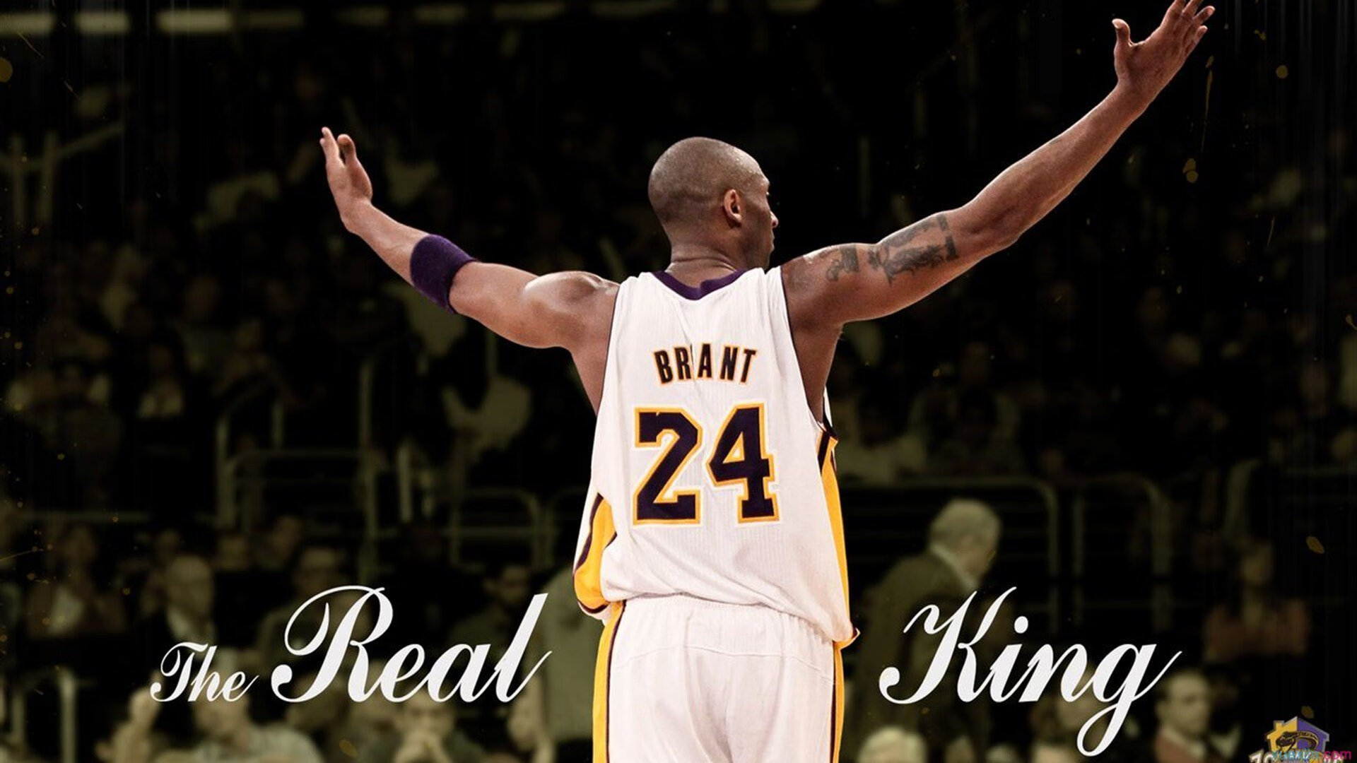 掘金赛后集体观看比赛录像检讨表现，掘金队回放