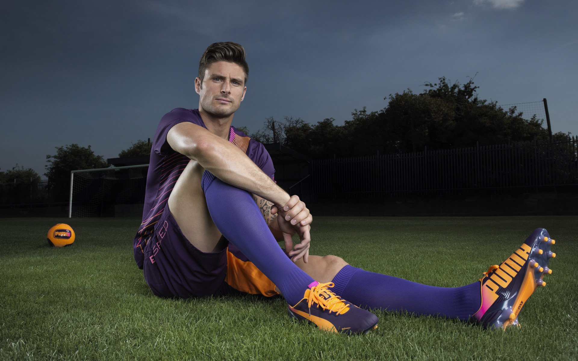 城市夜光水上风筝节，灯火闪耀中的空中盛会